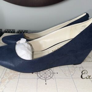 NWOT Anne Klein NAVY BLUE ISLEY Wedge heel, 11M